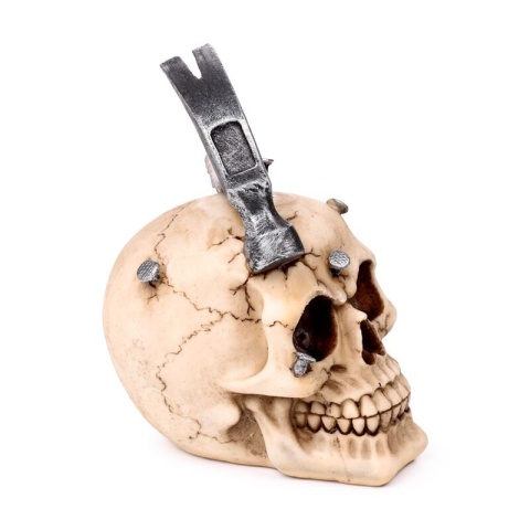 Czaszka z młotkiem i gwoździami - skull 18cm