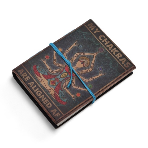 Skórzany Notatnik z Nadrukiem - My Chakras are Aligned AF