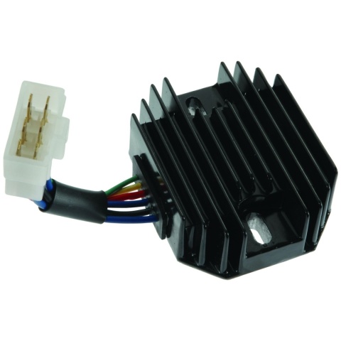 NOWY zewnętrzny regulator napięcia 14.7V GH5530 silniki KUBOTA 1981-2010